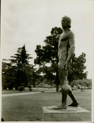 [Parque de esculturas del Museo Nacional de Bellas Artes foto 04-06]