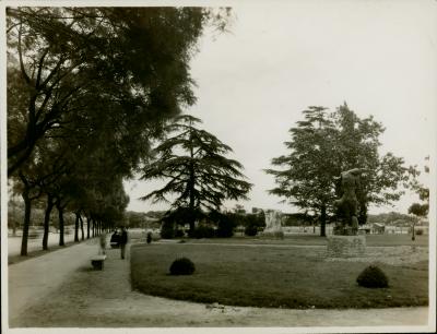 [Parque de esculturas del Museo Nacional de Bellas Artes foto 04-03]